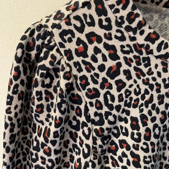 Loft Cheetah Print Knit Top XS Long Sleeve Blouse Ann Taylor Mob Wife Aesthetic - Picture 3 of 6